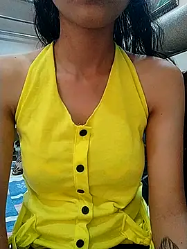 Snapshot of its_zoya_89 chatting on June 8, 2026, 7:20 am its zoya 89 online show from June 8, 2026, 7:20 am