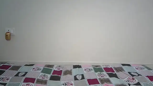 Snapshot of Angel_shy_ chatting on August 7, 2026, 4:58 am Angel shy online show from August 7, 2026, 4:58 am