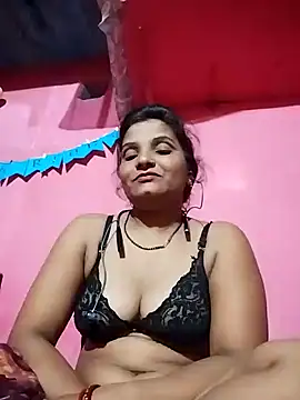 Snapshot of Cut_rani64 chatting on July 14, 2026, 10:37 pm Cut rani64 online show from July 14, 2026, 10:37 pm