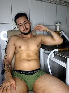Boytranoroxa online show from July 31, 2026, 3:28 am