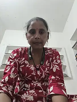 Snapshot of Karishna_hot chatting on June 10, 2026, 4:28 pm Karishna hot online show from June 10, 2026, 4:28 pm