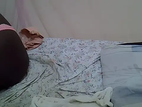 Rhina01 online show from July 7, 2026, 6:47 am