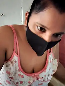 Snapshot of Lusty_mussty chatting on June 9, 2026, 7:42 am Lusty mussty online show from June 9, 2026, 7:42 am