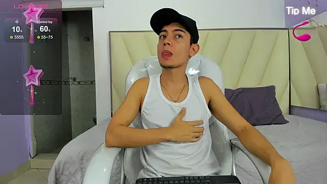 Snapshot of Ethan12_ chatting on July 23, 2026, 3:15 am Ethan12 online show from July 23, 2026, 3:15 am