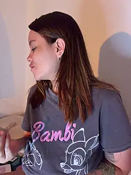 Snapshot of Emma_Jonas chatting on July 29, 2026, 1:42 pm Emma Jonas online show from July 29, 2026, 1:42 pm
