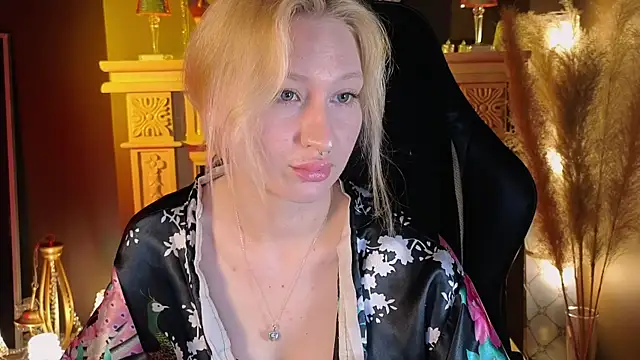 so softy online show from June 10, 2026, 8:52 pm