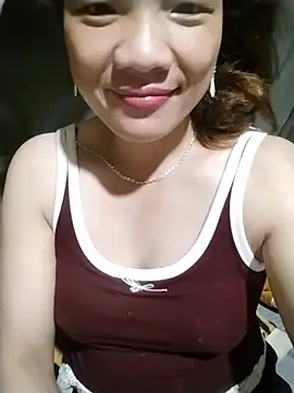 Snapshot of Eirlys-baby chatting on June 15, 2026, 11:01 am Eirlys-baby online show from June 15, 2026, 11:01 am