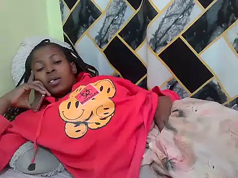 lilmomaa online show from July 1, 2026, 11:34 am