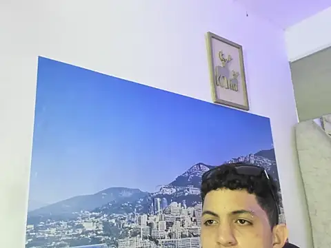 Snapshot of cameron_lux77 chatting on July 4, 2026, 3:35 am cameron lux77 online show from July 4, 2026, 3:35 am