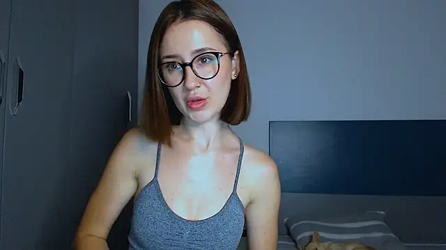 Snapshot of sofiacrystal chatting on June 10, 2026, 3:50 am sofiacrystal online show from June 10, 2026, 3:50 am