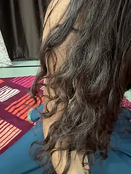 Snapshot of cute_manu- chatting on August 1, 2026, 11:09 am cute manu- online show from August 1, 2026, 11:09 am