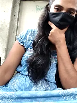 Tanvi-j online show from July 10, 2026, 5:01 am