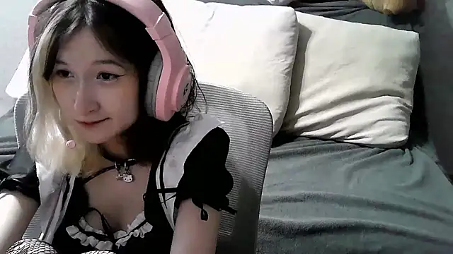 Snapshot of Lilfain_baby chatting on July 25, 2026, 11:08 am Lilfain baby online show from July 25, 2026, 11:08 am
