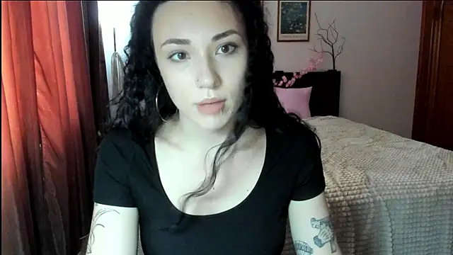 Snapshot of elisskriter chatting on July 2, 2026, 12:22 pm elisskriter online show from July 2, 2026, 12:22 pm