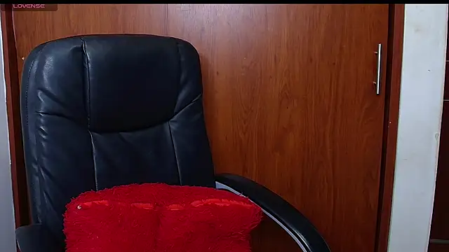 melika sweet4 online show from July 21, 2026, 5:37 pm