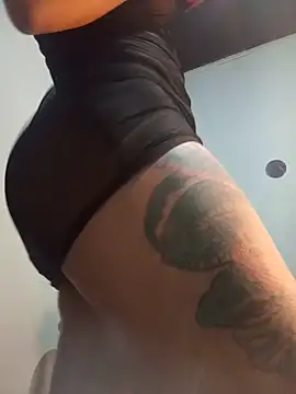 Milabri online show from June 11, 2026, 4:32 am