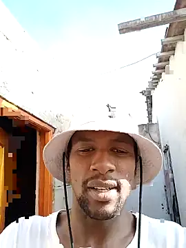 Snapshot of momokante chatting on June 10, 2026, 12:15 pm momokante online show from June 10, 2026, 12:15 pm