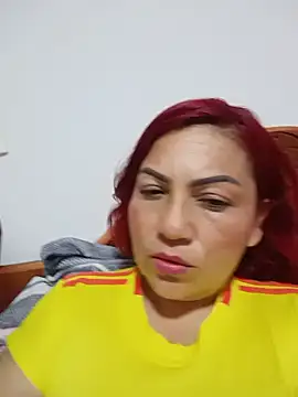 Snapshot of Agata_Traviesa chatting on June 24, 2026, 4:00 am Agata Traviesa online show from June 24, 2026, 4:00 am