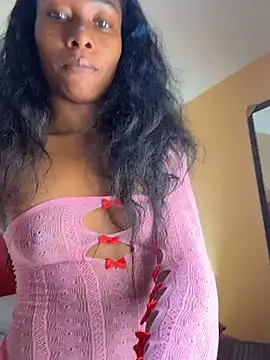 Snapshot of Aissha_ chatting on June 11, 2026, 8:07 pm Aissha online show from June 11, 2026, 8:07 pm