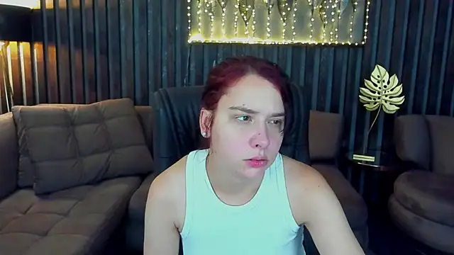Snapshot of Livia_Shy chatting on June 20, 2026, 11:46 am Livia Shy online show from June 20, 2026, 11:46 am