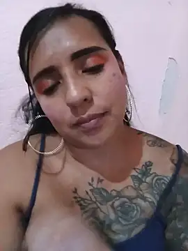 Snapshot of Arennita chatting on June 11, 2026, 9:02 pm Arennita online show from June 11, 2026, 9:02 pm