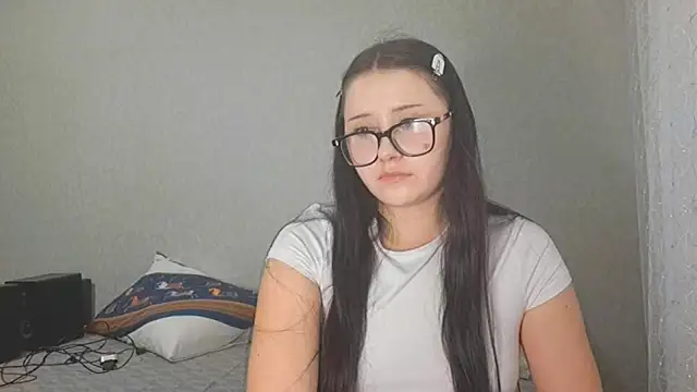 Snapshot of altcutie chatting on June 10, 2026, 7:29 am altcutie online show from June 10, 2026, 7:29 am