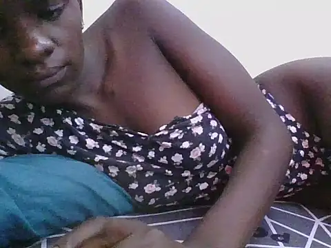 Snapshot of ebonypetite2 chatting on July 20, 2026, 6:06 am ebonypetite2 online show from July 20, 2026, 6:06 am