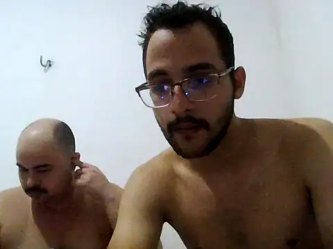 Snapshot of casal_jj23 chatting on June 10, 2026, 3:29 am casal jj23 online show from June 10, 2026, 3:29 am