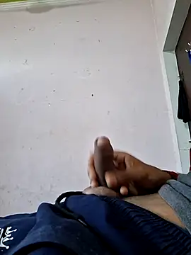Snapshot of rajveer_7773 chatting on June 11, 2026, 4:43 am rajveer 7773 online show from June 11, 2026, 4:43 am