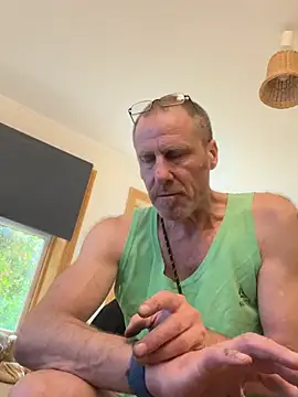 Snapshot of Greg0ri73 chatting on June 25, 2026, 5:12 am Greg0ri73 online show from June 25, 2026, 5:12 am