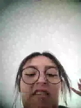 Snapshot of Aly_96 chatting on June 19, 2026, 4:55 pm Aly 96 online show from June 19, 2026, 4:55 pm