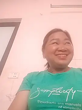 QQ sexy online show from June 10, 2026, 5:18 am