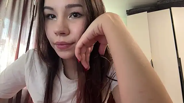 Snapshot of HotGirlMilla chatting on June 30, 2026, 2:29 pm HotGirlMilla online show from June 30, 2026, 2:29 pm