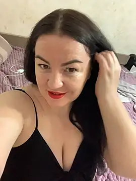 Snapshot of Rita_kis chatting on June 17, 2026, 5:36 pm Rita kis online show from June 17, 2026, 5:36 pm