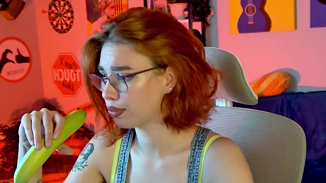 SeraphineDuskryn online show from July 28, 2026, 6:07 pm
