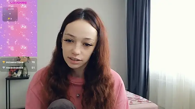 Snapshot of AyeHoney chatting on July 14, 2026, 5:45 am AyeHoney online show from July 14, 2026, 5:45 am