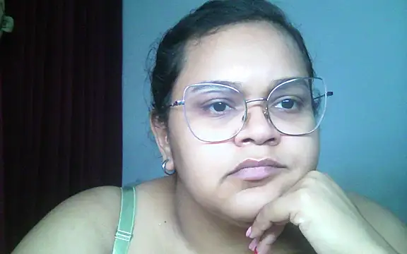 Snapshot of soymelancia chatting on June 16, 2026, 10:34 pm soymelancia online show from June 16, 2026, 10:34 pm