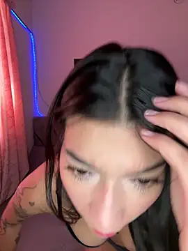 marianahernandez- online show from June 11, 2026, 3:54 pm