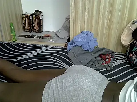 Snapshot of Sheratonyblacks chatting on June 21, 2026, 11:40 pm Sheratonyblacks online show from June 21, 2026, 11:40 pm