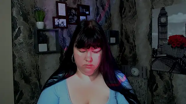 BabyTaera7 online show from June 18, 2026, 6:24 am