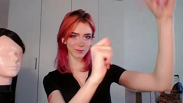 Snapshot of KayleneWesterberg chatting on June 11, 2026, 4:49 pm KayleneWesterberg online show from June 11, 2026, 4:49 pm