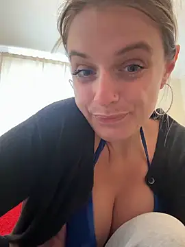 Snapshot of tinkeerbelle chatting on June 12, 2026, 4:50 pm tinkeerbelle online show from June 12, 2026, 4:50 pm