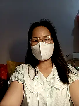 Snapshot of Ori_kitty chatting on June 16, 2026, 6:43 pm Ori kitty online show from June 16, 2026, 6:43 pm
