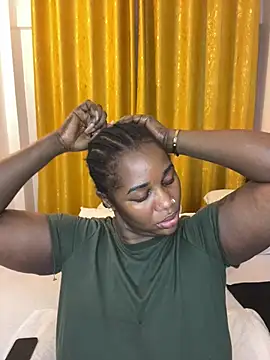 Honeylust26 online show from July 28, 2026, 3:57 am