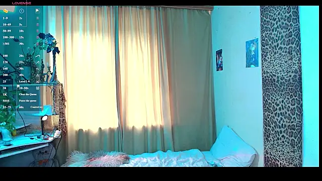 blue chan online show from June 12, 2026, 1:21 pm