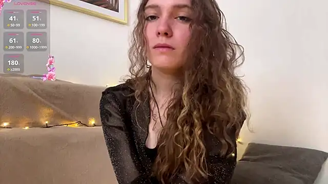 Snapshot of AliKnop chatting on July 6, 2026, 10:23 am AliKnop online show from July 6, 2026, 10:23 am