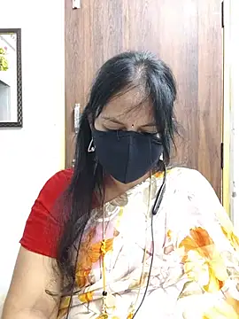 Snapshot of Tamil_white_beauty chatting on June 17, 2026, 5:25 pm Tamil white beauty online show from June 17, 2026, 5:25 pm