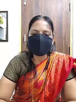 Snapshot of Tamil_white_beauty chatting on June 18, 2026, 9:14 am Tamil white beauty online show from June 18, 2026, 9:14 am