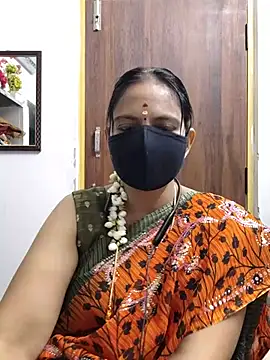 Snapshot of Tamil_white_beauty chatting on July 13, 2026, 3:26 pm Tamil white beauty online show from July 13, 2026, 3:26 pm