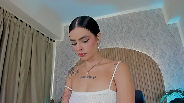 Victoria Blake  online show from July 29, 2026, 3:48 am